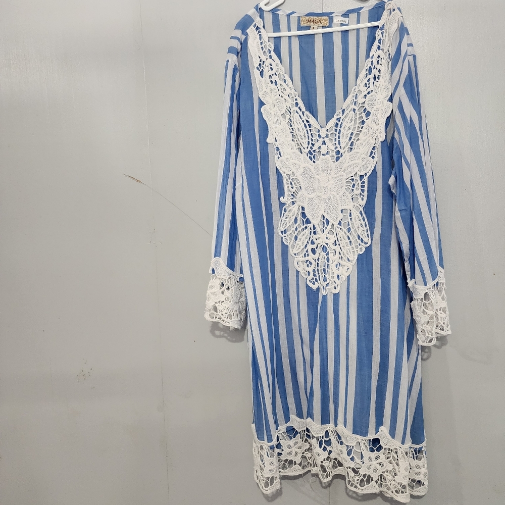 2 BNWOT BEACH COVERUPS. SIZE LG